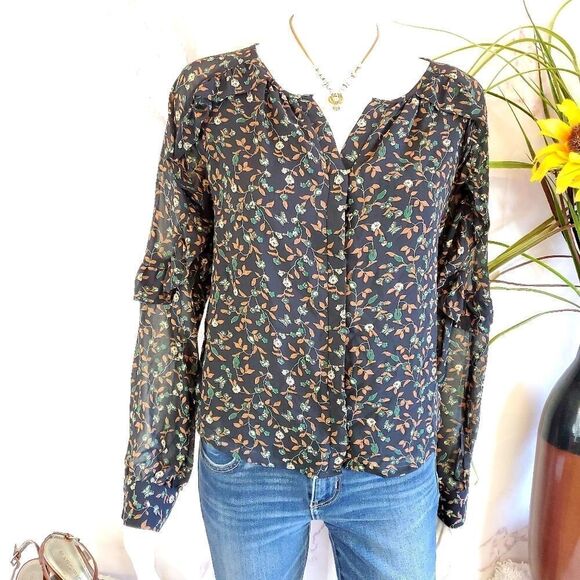 Lucca beautiful print hidden button front blouse - Picture 3 of 7